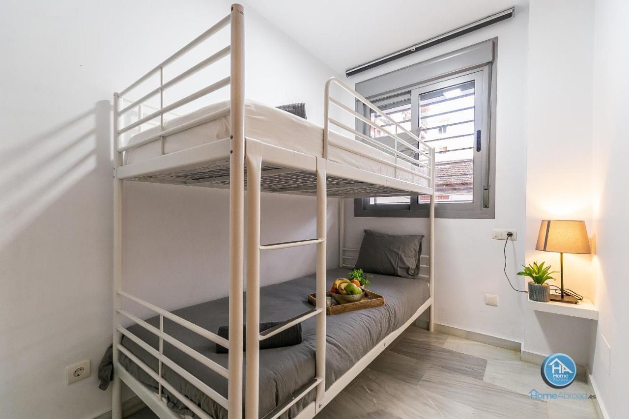 Malaga Boutique Stay - Carlos Haya Area With Parking Екстериор снимка